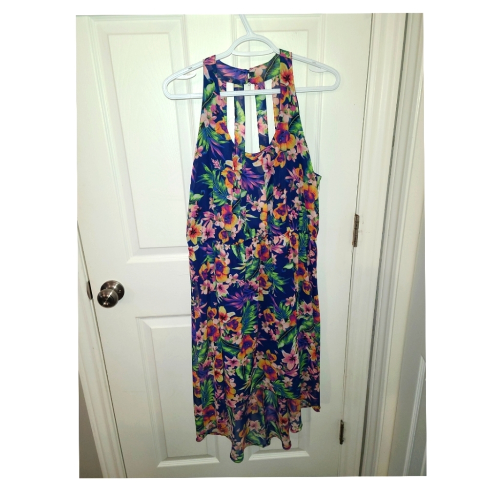 Beautiful high-low summer Ladies dress